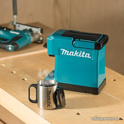             Капельная кофеварка Makita DCM501Z        