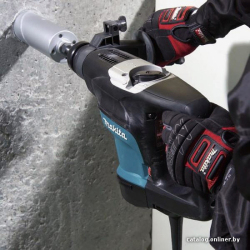             Перфоратор Makita HR3200C        