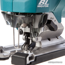             Электролобзик Makita DJV182Z        